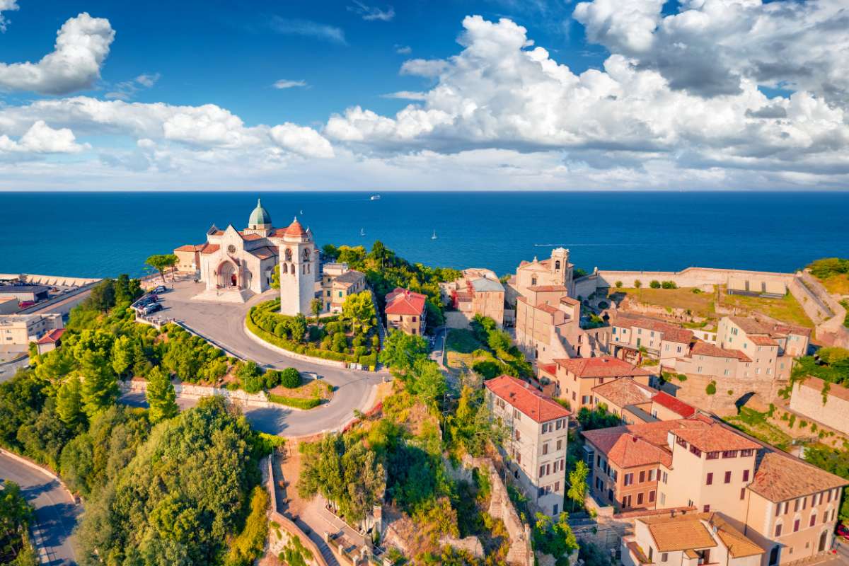 Cosa Vedere Nelle Marche In 3 Giorni Marche Posti Da Visitare Itabus cosa-vedere-nelle-marche-in-3-giorni-marche-posti-da-visitare-itabus